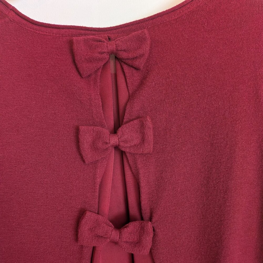 Sweater - Picture 6 of 6